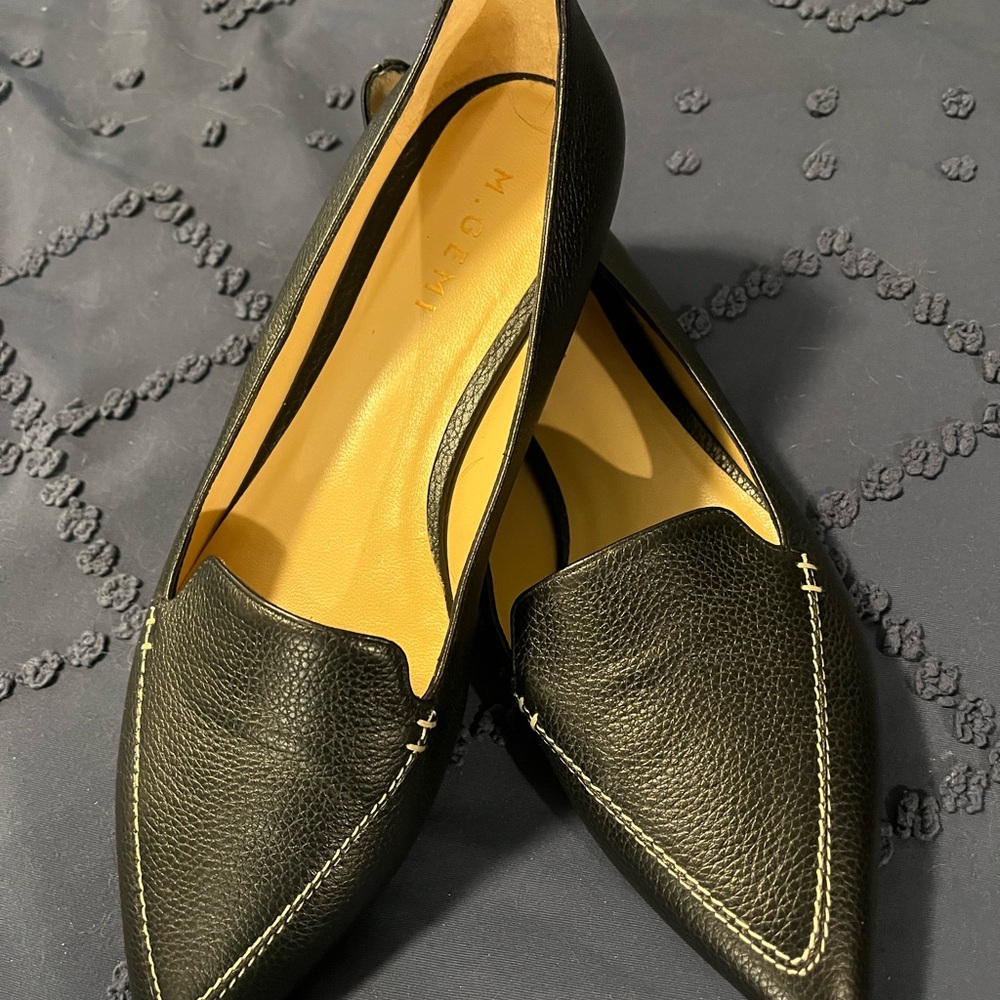 M. Gemi Gia Black Textured Leather Flats